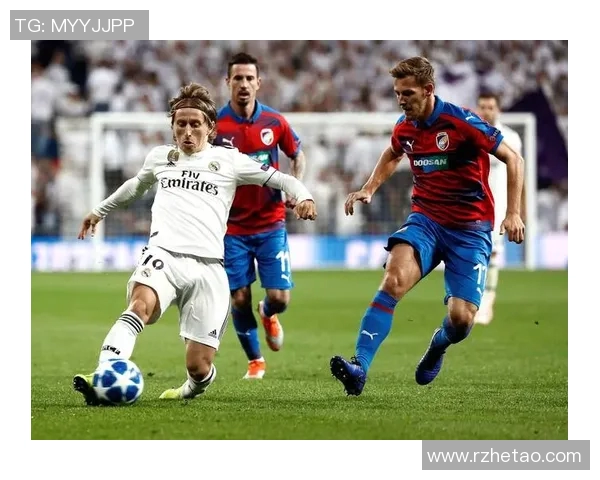 法兰克福主场未能取胜，与沙尔克04握手言和：一场平局背后的故事